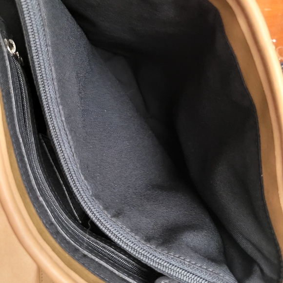 Coach Camel Neo TOTE 6201 - Picture 7 of 8